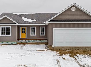 13 Geyssen Ct, Fredericton, NB E3G0K8