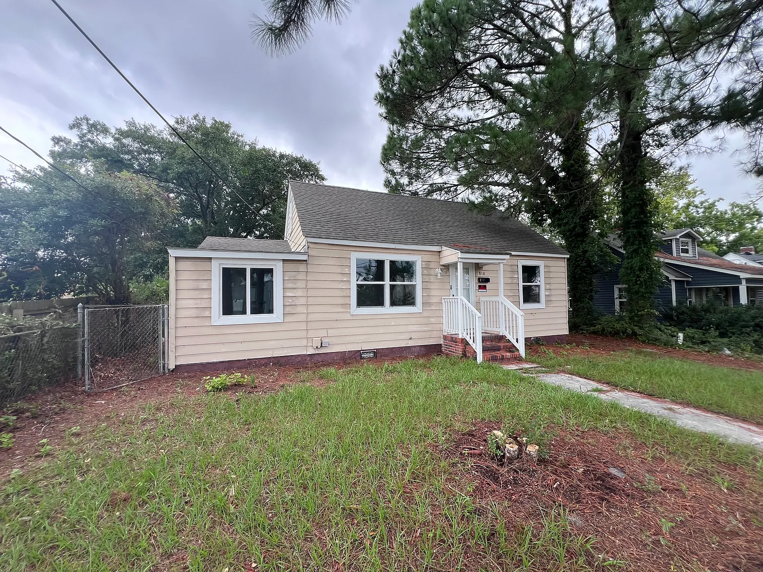 3 bed, 1131 sqft, $2,000 — Photo 1