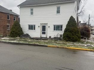 216 Wayne St, Roscoe, PA 15477