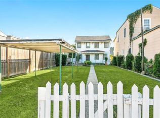 3320 Baronne St, New Orleans, LA 70115