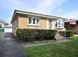 4921 N Ozanam Ave, Norridge, IL