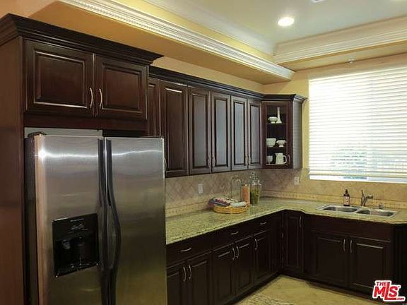5th image of 732 E Palm Ave Unit 105