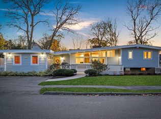 44 Pine Hill Rd, Swampscott, MA 01907