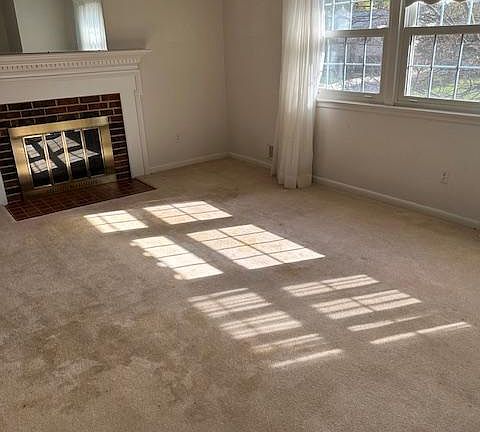 5th image of 9508 Old Creek Dr