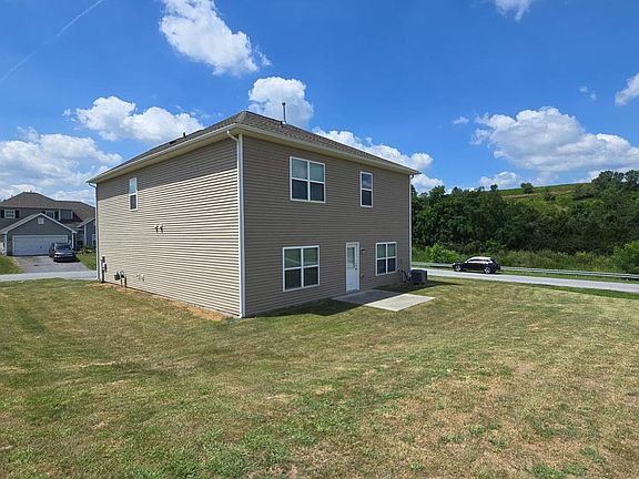 5th image of 116 Cassatt Ln