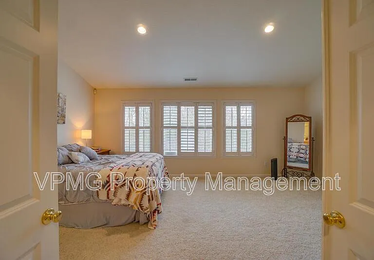 1810 SE 112th Pl — Photo 25