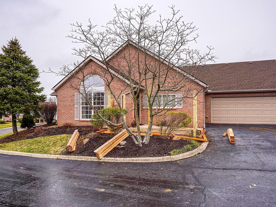 1st image of 2053 Farmbrook Cir #12-205
