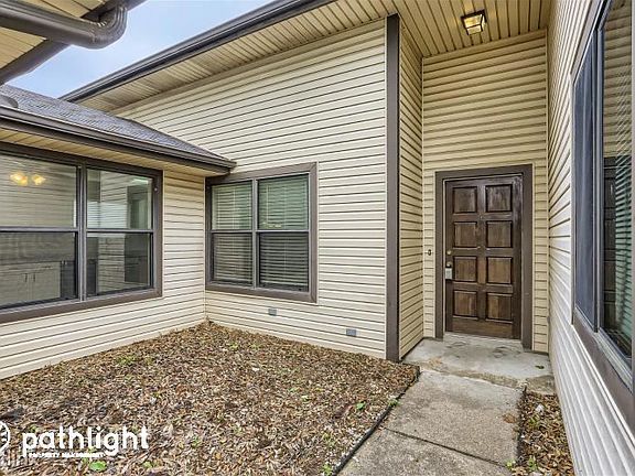 3rd image of 13034 Huntleigh Way