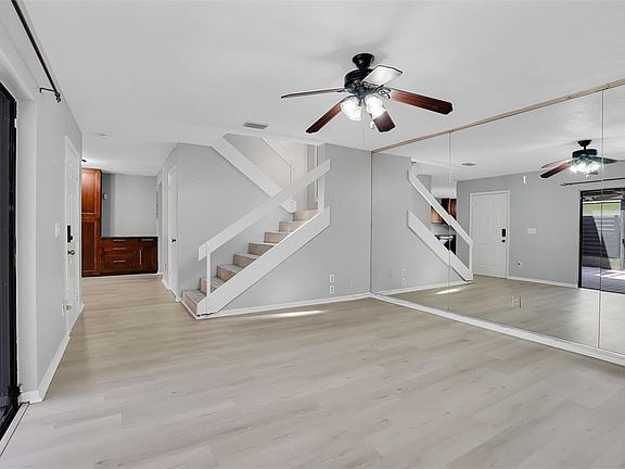 4th image of 15217 W Pond Woods Dr