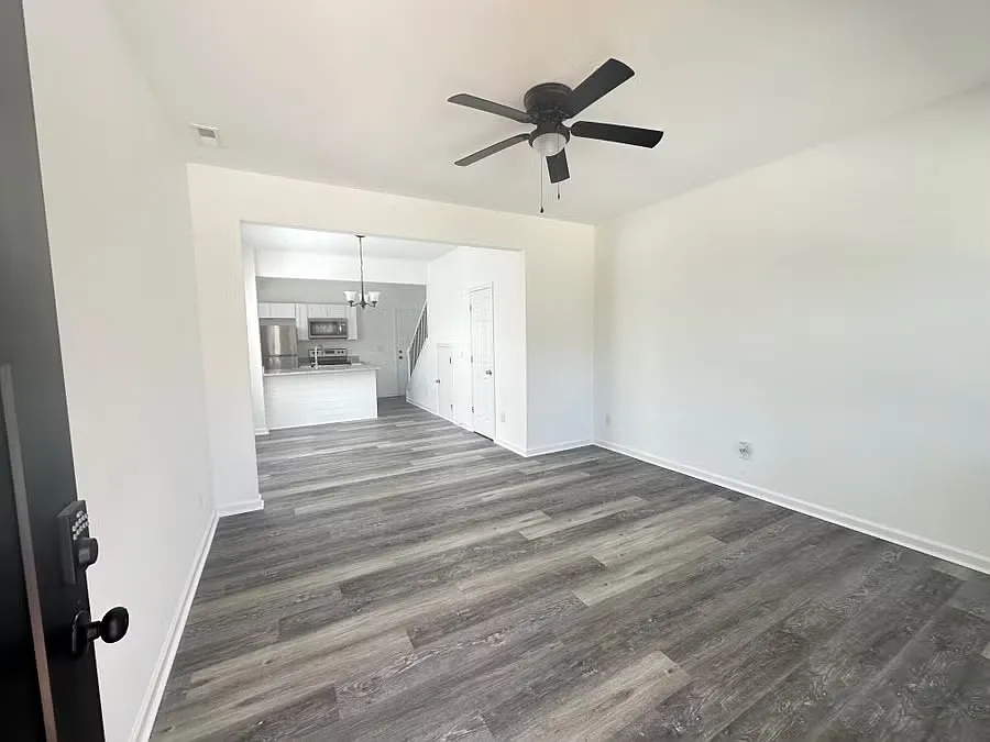 152 Gregg St — Photo 2