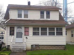 416 King St, Fairport Harbor, OH 44077