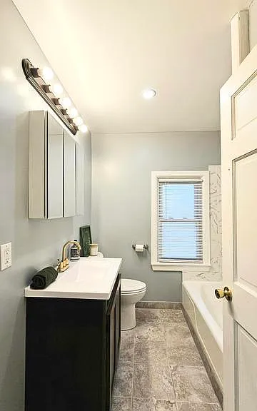 309 Derby St — Photo 11