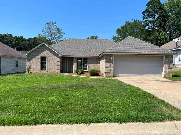 3308 Arkansas Dr, Benton, AR 72015
