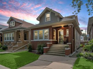 5039 W Nelson St, Chicago, IL 60641