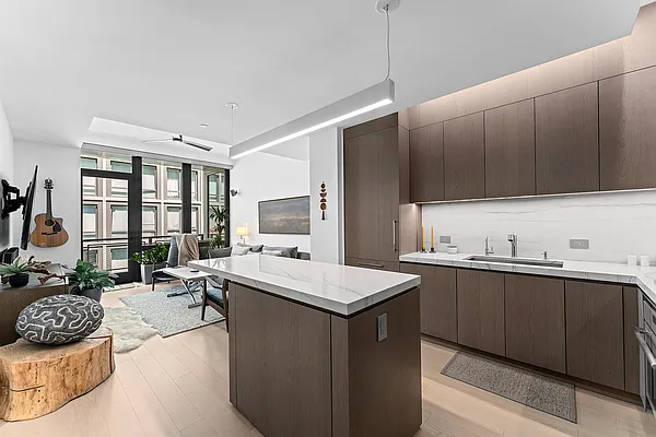 Rented by Compass | media 25