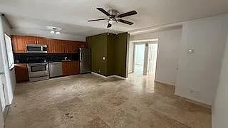 1470 N Dixie Hwy #16 — Photo 2