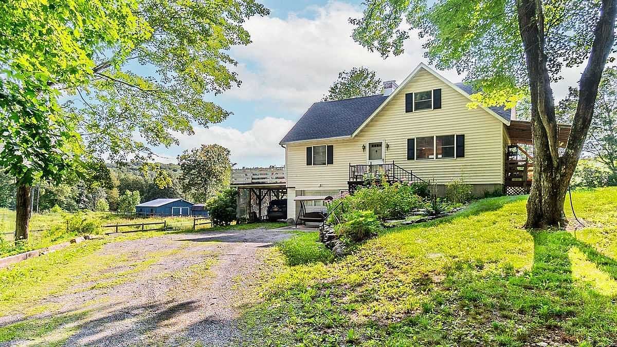 407 Clinton Hollow Rd, Salt Point, NY 12578 Zillow