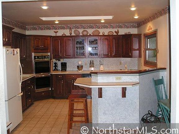 3rd image of 325 N Cedar Street