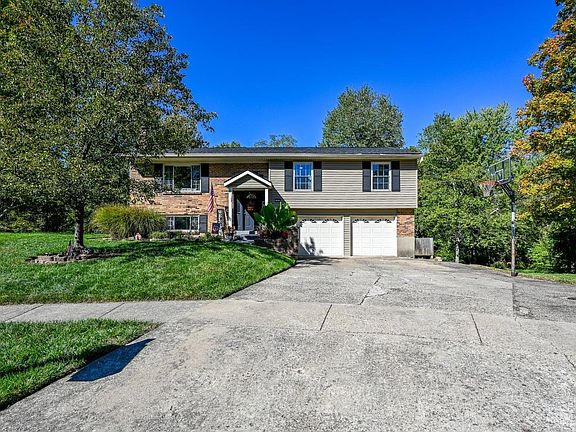 2nd image of 7806 Eglington Ct