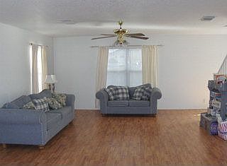 1st image of 520 Stone Gate Dr
