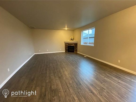 5th image of 19202 74th Ave E