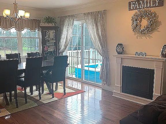 Dining Rm & Back Deck Slider
