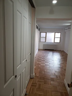 Rented by Keller Williams NYC | media 12