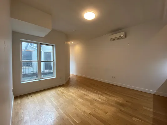 Rented by Aegis Realty Management Corp | media 1