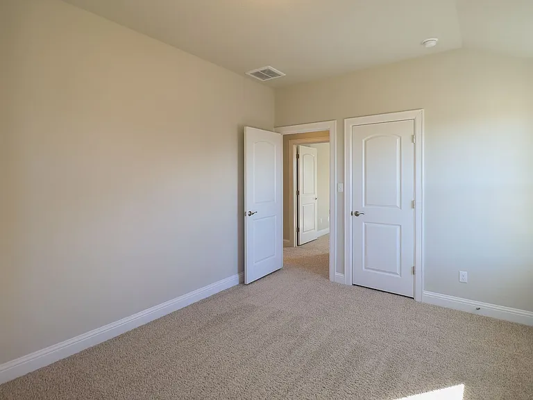 105 Bent Trail Ln — Photo 16