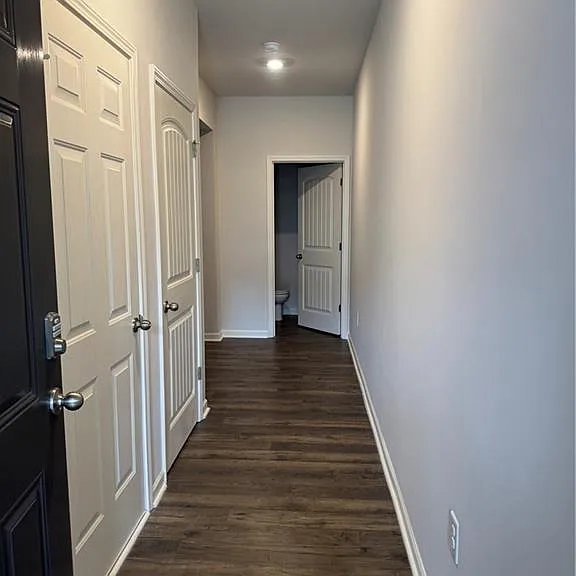 471 Stoneybrook Dr — Photo 4