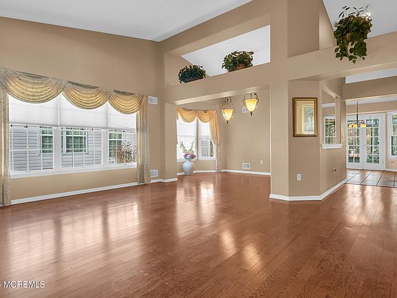 5th image of 509 Waterford Drive