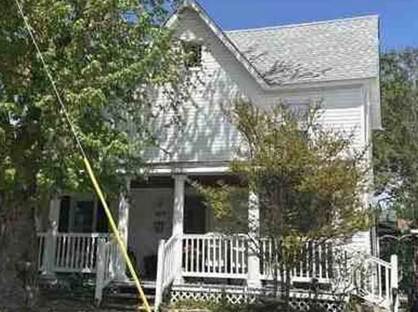 635 Mason Ave, Cape Charles, VA 23310