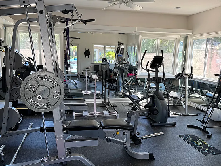 Full gym
