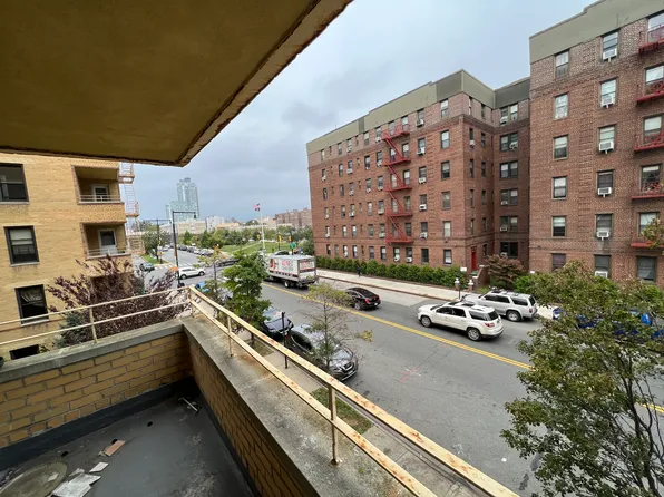 2 West End Avenue image 1 of 13