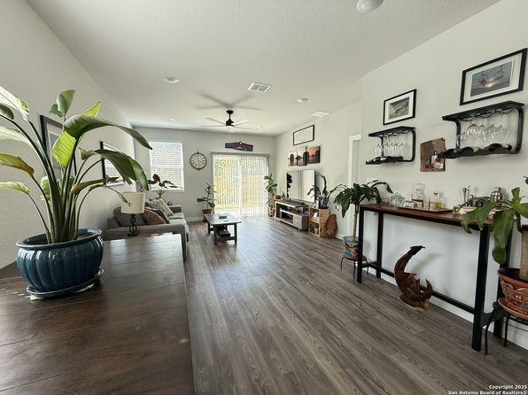 5415 Tourmaline Loop