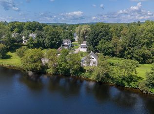 8 Lilac Ln, Dover Foxcroft, ME 04426