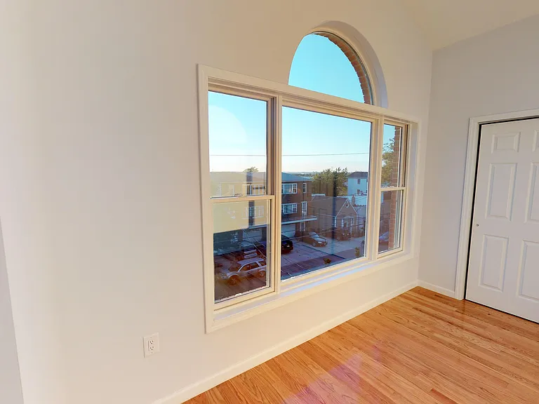 216 Terrace Ave #2 — Photo 12