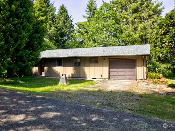 8 Cherokee Pl, Copalis Beach, WA 98535