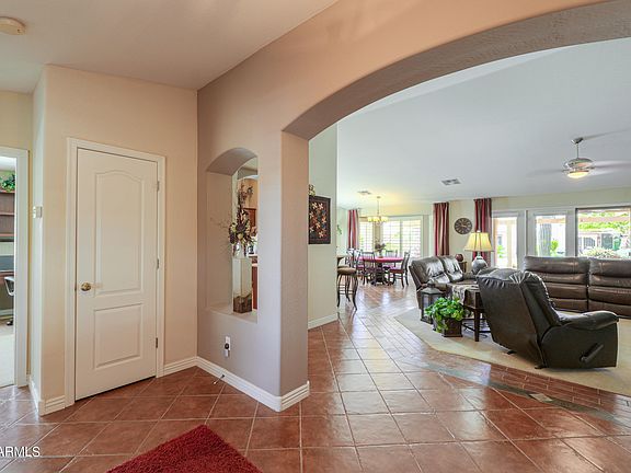 4th image of 2647 E DESERT WIND Drive