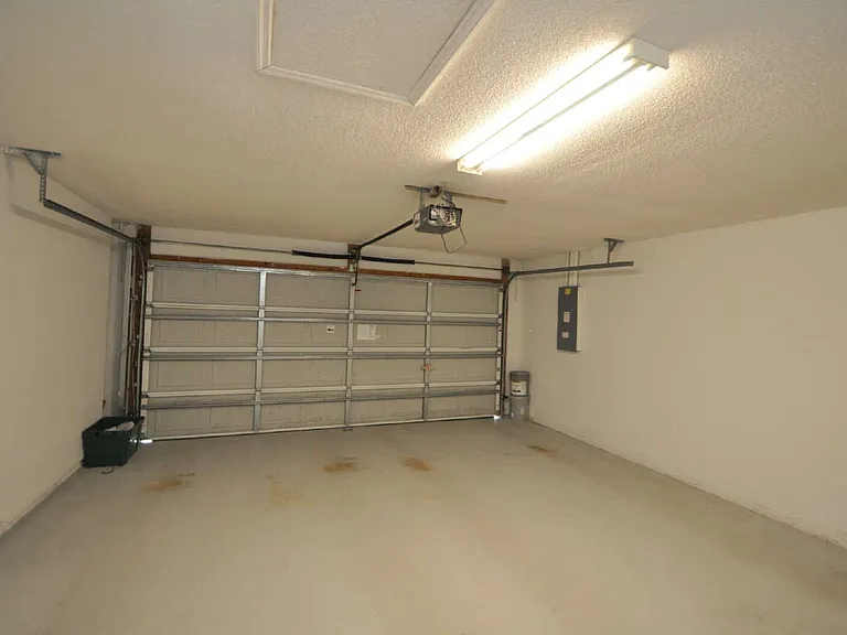 65 Rolling Fern Dr — Photo 23