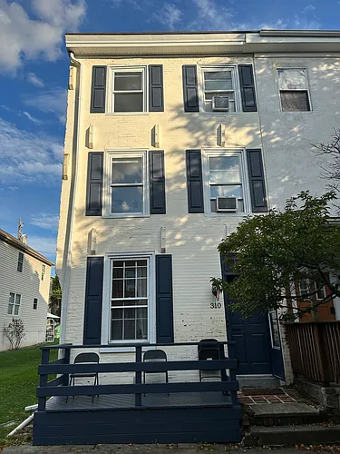 310 E Miner St Photo 1