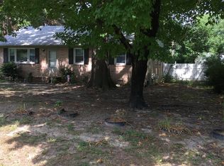 2318 Seminole Ave, Chester, VA 23831