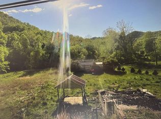 20276 Spruce River Rd, Jeffrey, WV 25114