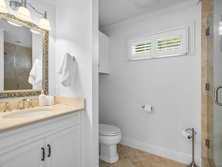 820 Palm Trl — Photo 30