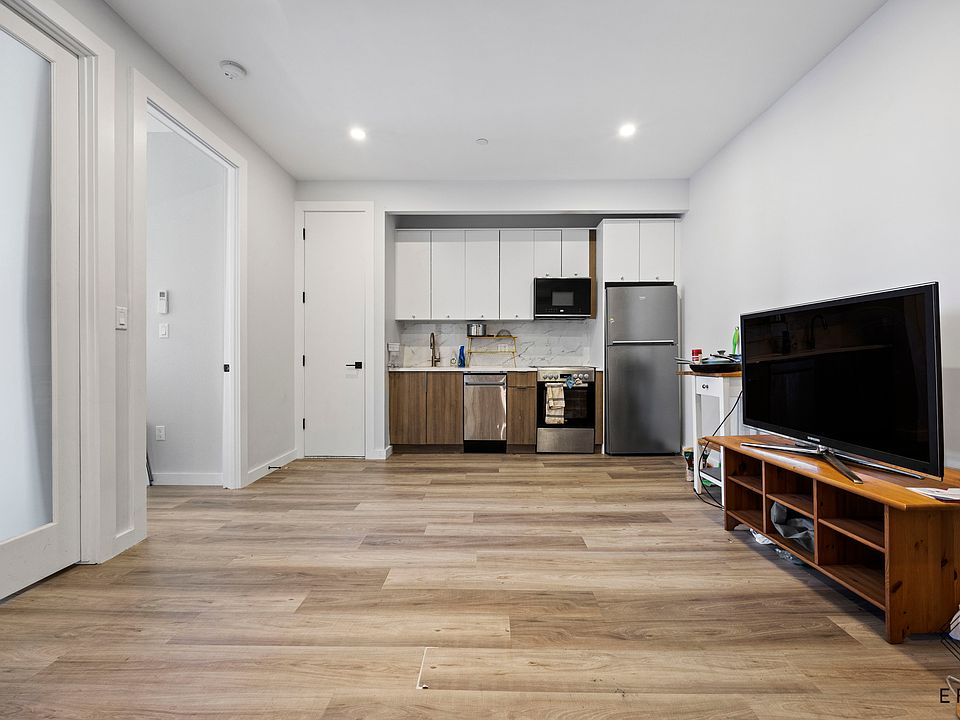 1st image of 2913 Snyder Ave Floor 5