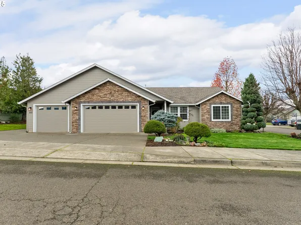 351 Ashwood St, Sutherlin, OR 97479