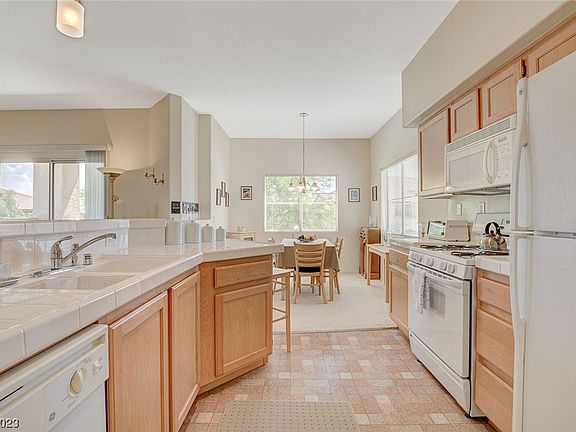 5th image of 8501 W University Ave Unit 2110