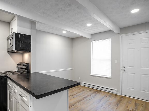 4th image of 1187 Woodwind Dr #1197