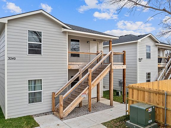 4th image of 3212-3244 S Victoria Ave #1-9