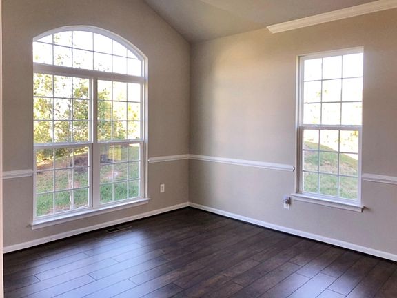 2nd image of 10377 Twin Leaf Dr